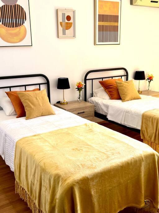 شقة Seaview Penthouse On The Square آيجيون المظهر الخارجي الصورة