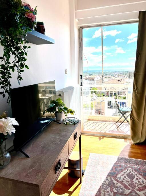 شقة Seaview Penthouse On The Square آيجيون المظهر الخارجي الصورة