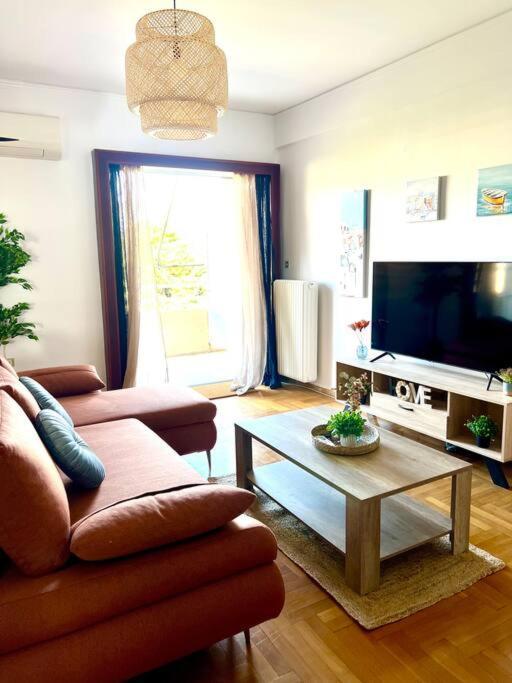 شقة Seaview Penthouse On The Square آيجيون المظهر الخارجي الصورة